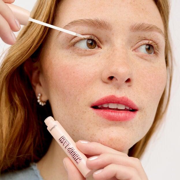 Benefit Whoop Lash,